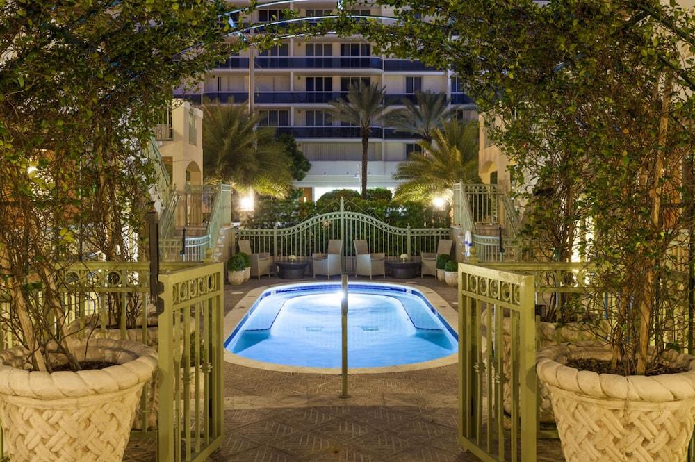 Sun Harbour Boutique Hotel Bal Harbour Buitenkant foto