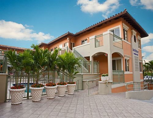 Sun Harbour Boutique Hotel Bal Harbour Buitenkant foto